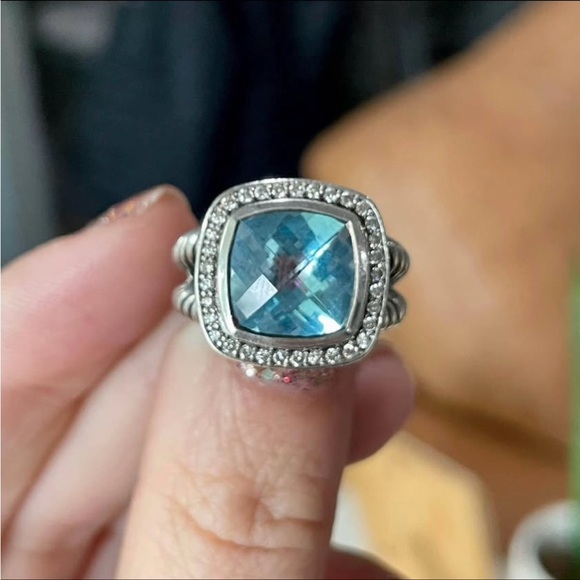 David Yurman Albion® Ring with Blue Topaz and Pavé Diamonds, 11m - Picture 4 of 9